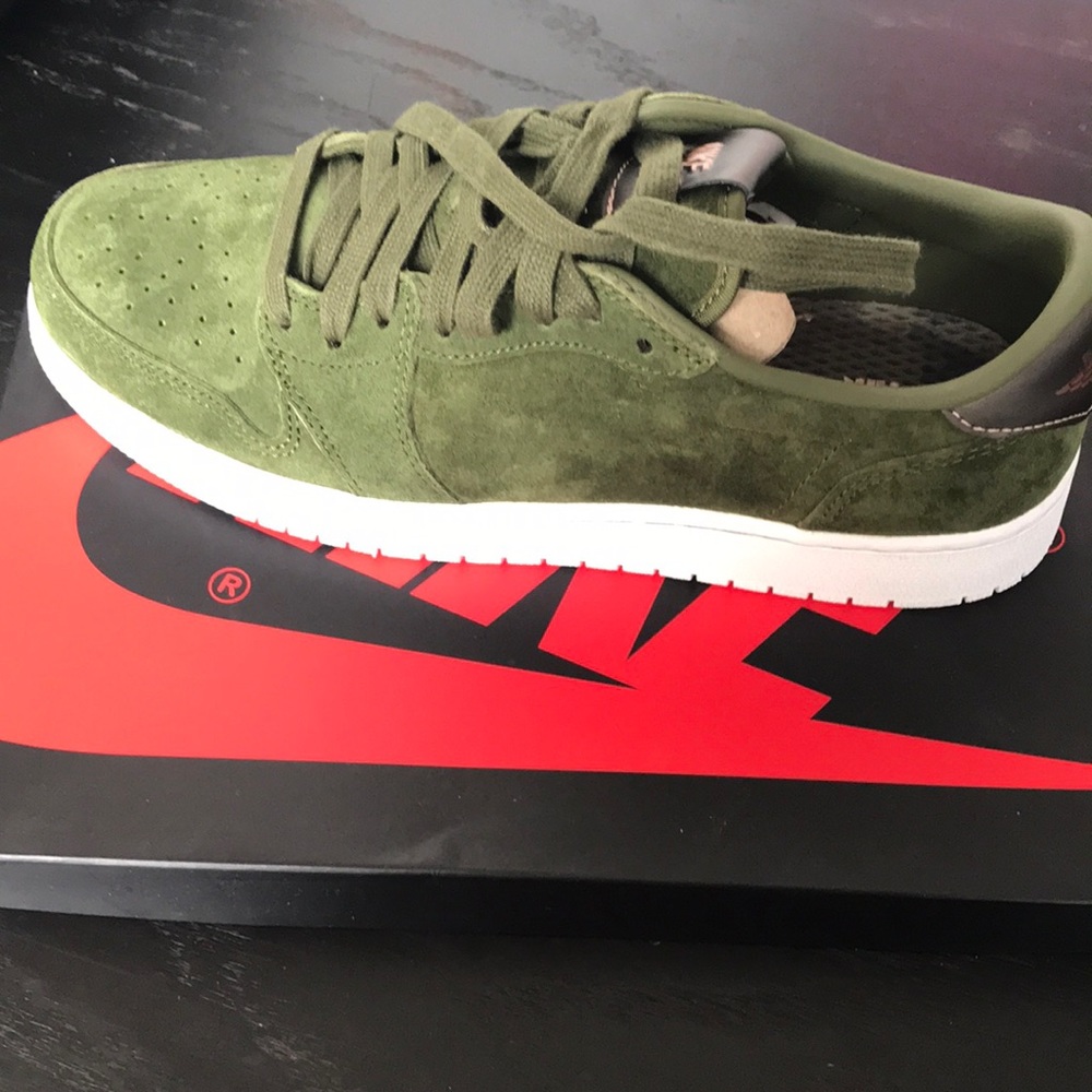 AIR JORDAN LOW NA HS